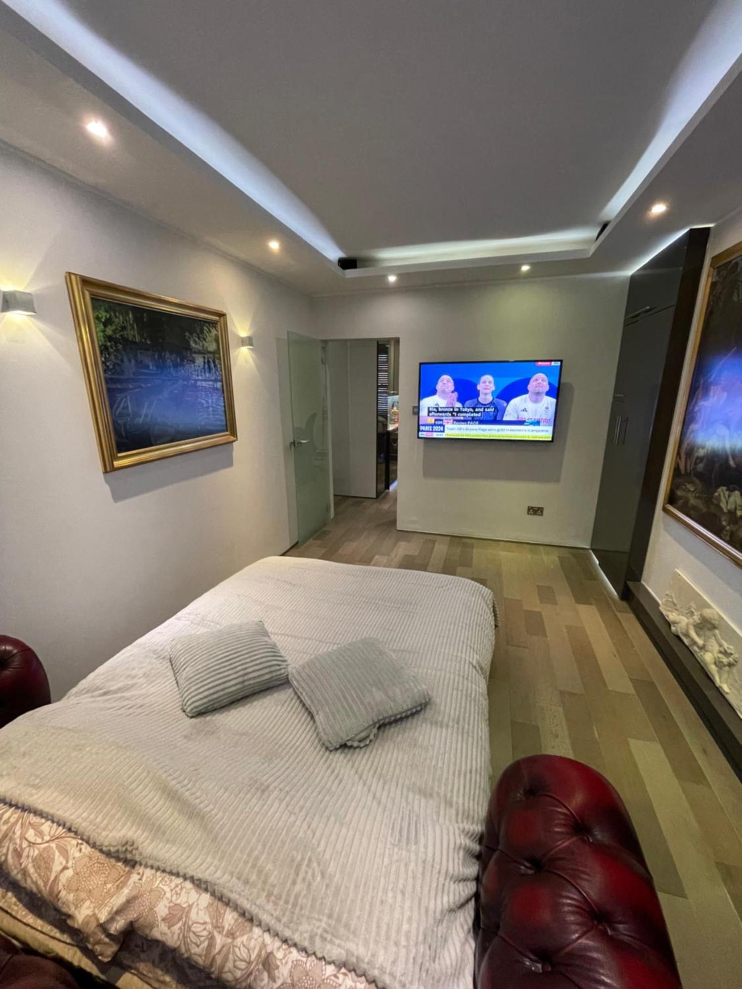 Covent Garden Two Bedroom Flat Apartament